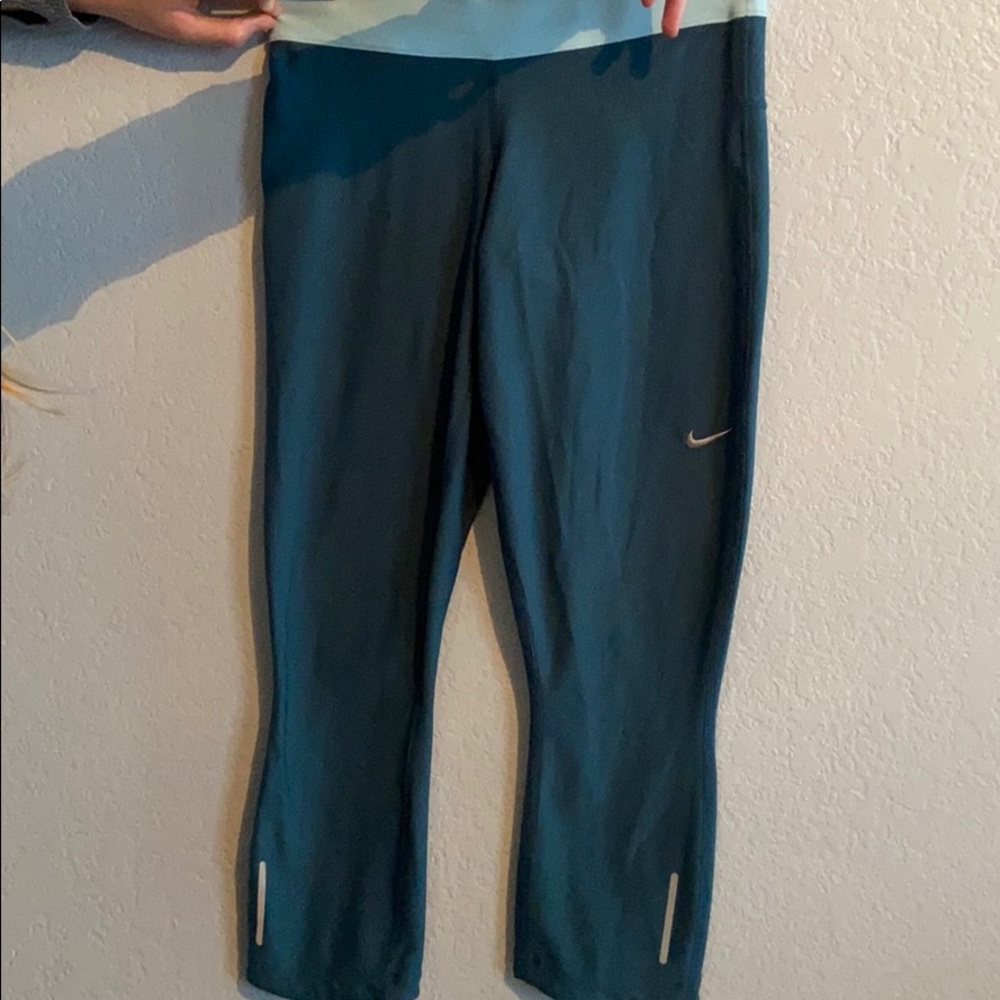 Nike capris
